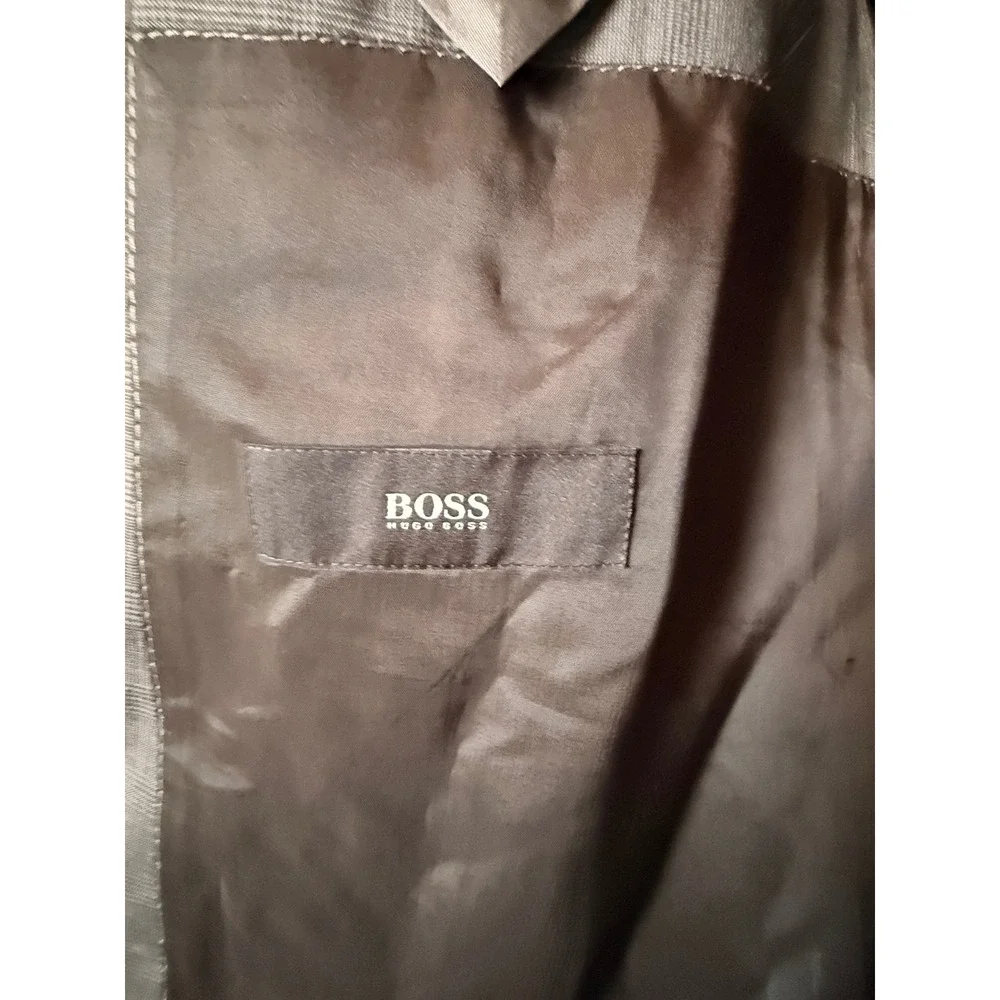 Hugo Boss BOSS Sport Coat Blazer 44L Gray Plaid Super 100 Wool Tailored Fit
